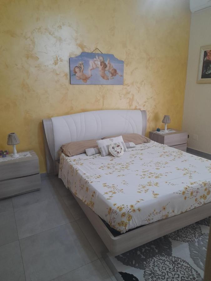 Casa Chic Apartment บาร์เลตตา ภายนอก รูปภาพ