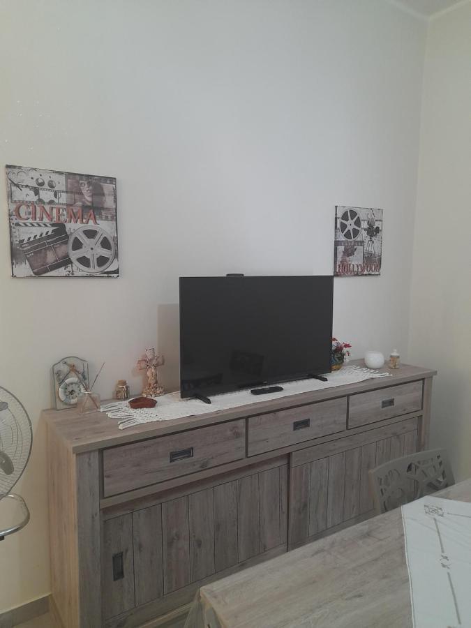 Casa Chic Apartment บาร์เลตตา ภายนอก รูปภาพ